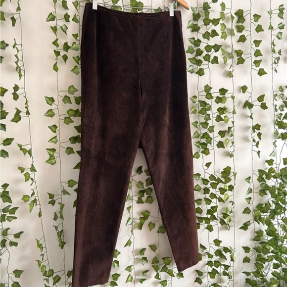 Vintage high waisted brown leather pants - Picture 7 of 9